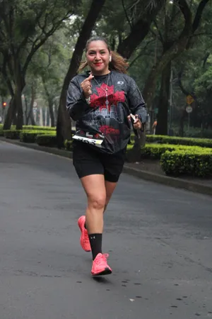 Corredores durante Rumbo a Toronto Waterfront Marathon 2026 · foto 3
