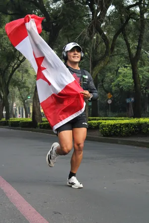 Corredores durante Rumbo a Toronto Waterfront Marathon 2026 · foto 4